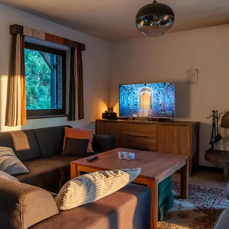 Tatil Evi Typical Ardennes With Hot Tub *